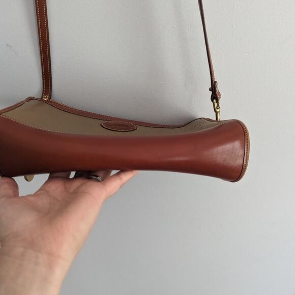 Vintage Women's Dooney And Burke 8 X 11 Crossbody Purse Bag Tan Brown Leather - Picture 6 of 11